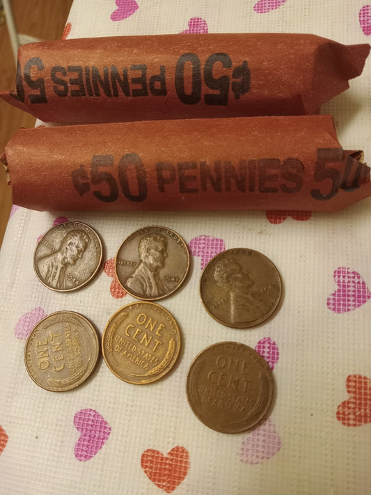 Roll of wheat pennies with Indian Ends